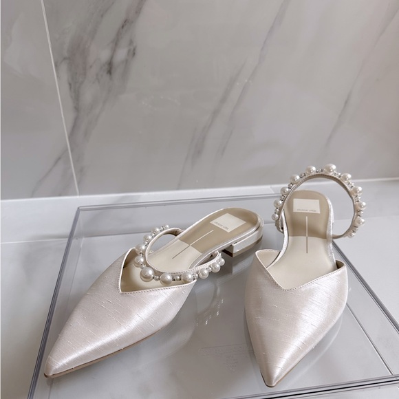 Dolce Vita pearl low heels size 8 - Picture 1 of 4